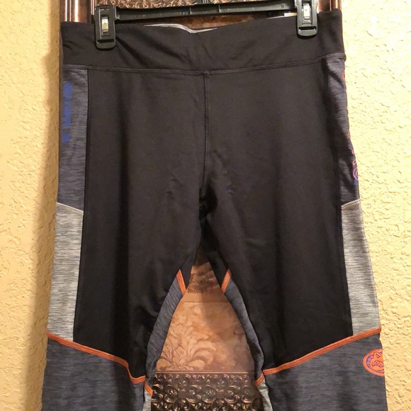 NWT PINK Victoria’s Secret Collegiate Collection Florida Gators Ultimate Legging - Picture 4 of 17